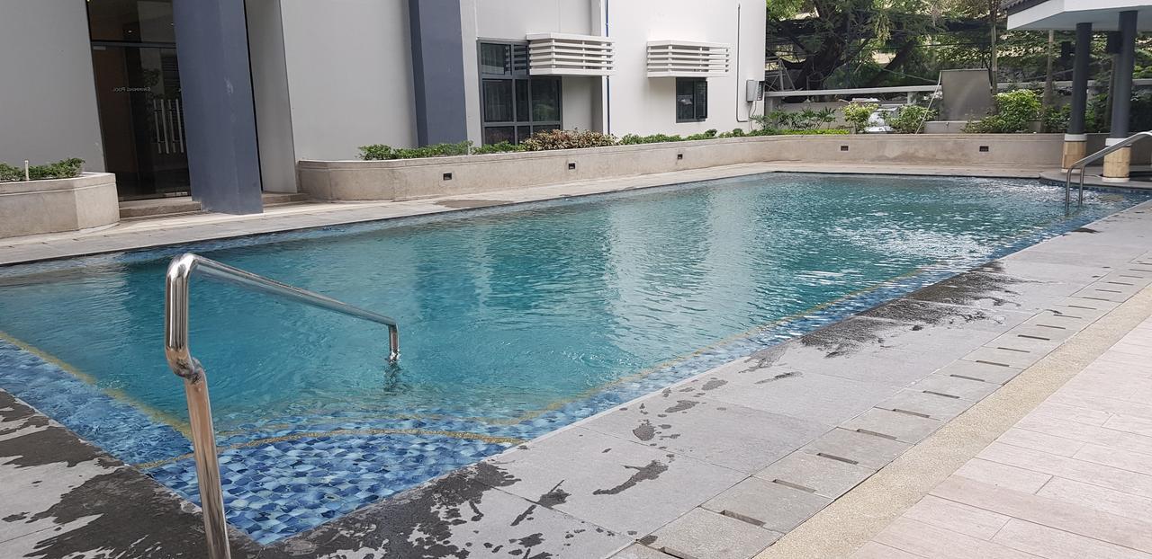 5E Tower 2 Viceroy Lejlighed Manila Eksteriør billede